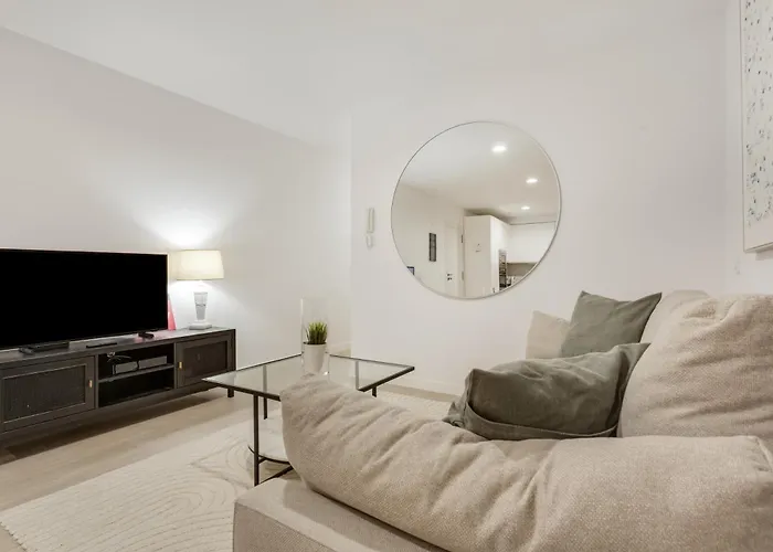 Apto Moderno Con Vistas Unicas * Los Silos