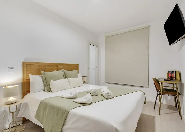 Apto Moderno Con Vistas Unicas Los Silos