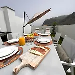 Apto Moderno Con Vistas Unicas Daire