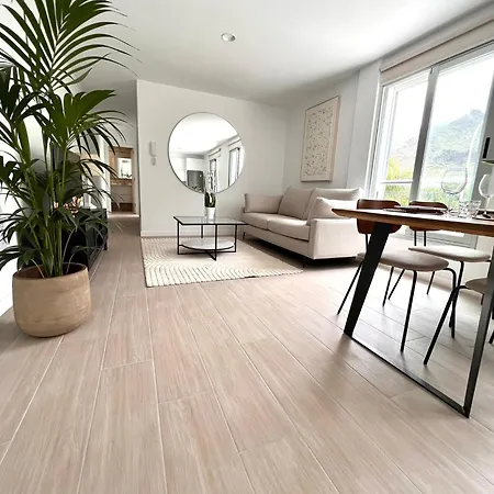 Apto Moderno Con Vistas Unicas