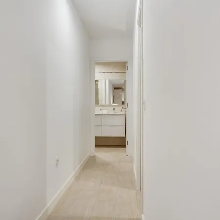 Apto Moderno Con Vistas Unicas *